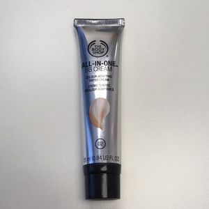 NWT The Body Shop All-In-One BB Cream Shade 2